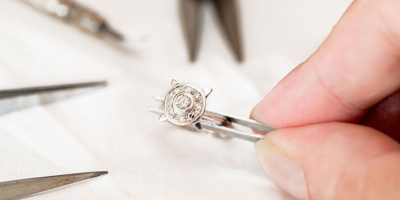 JEWELRY REPAIR SERVICES 