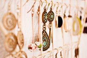 3 Things to Consider When You Buy Earrings